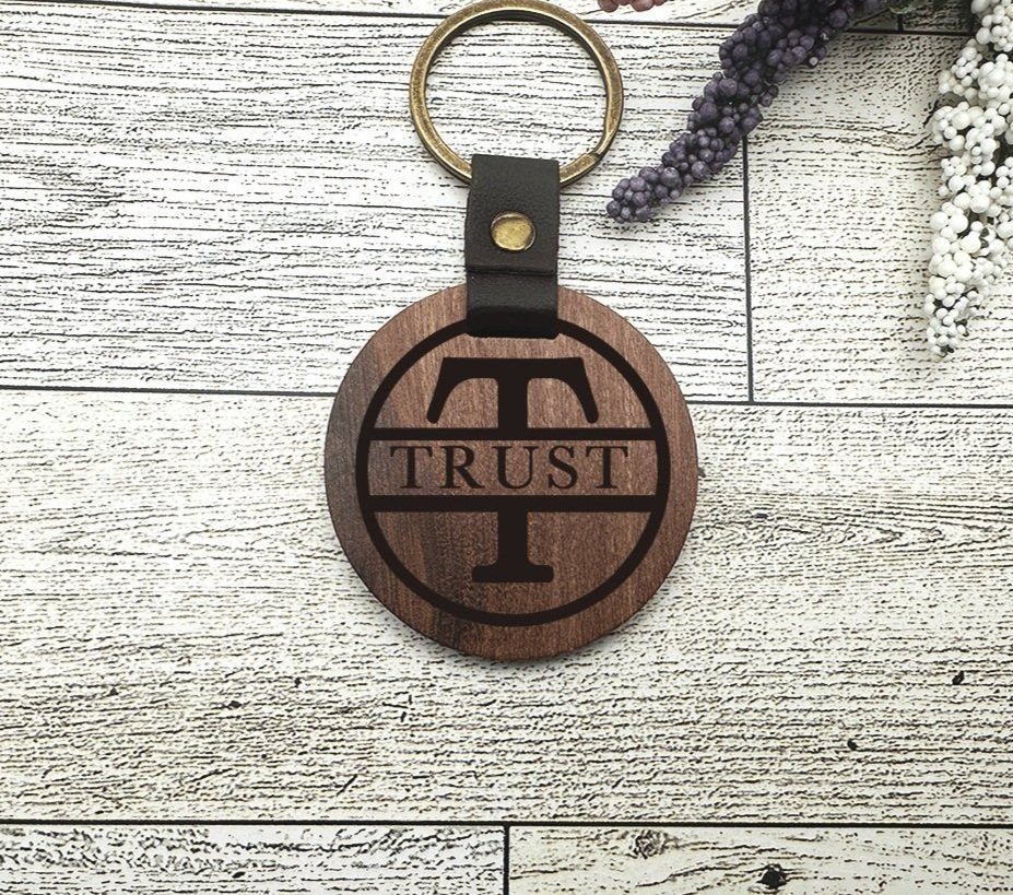 Personalized Round Wood Keychain - LasedPres