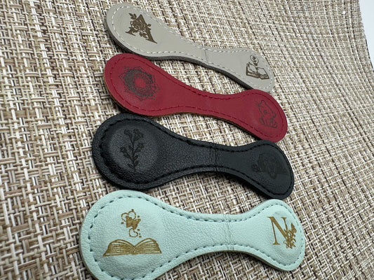 4 engraved different color magnetic bookmarks